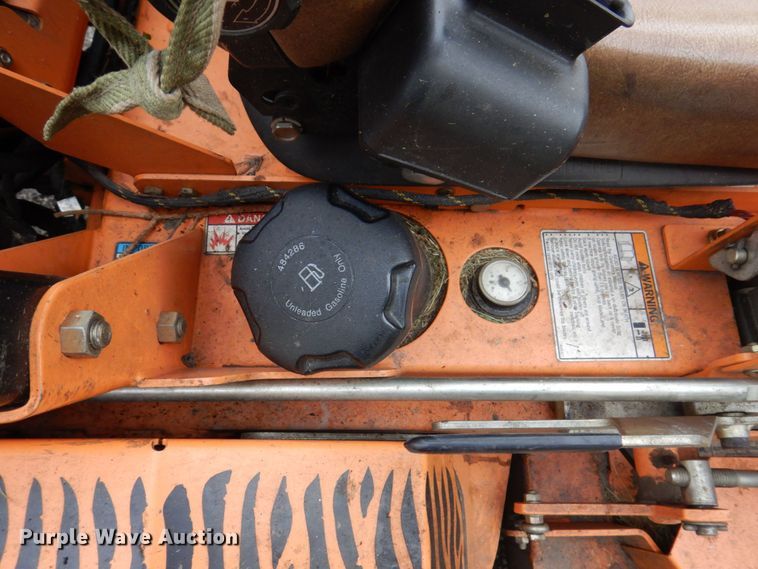 image for item IM9966 2013 Scag Turf Tiger  ZTR lawn mower