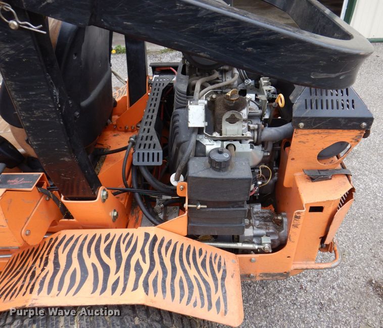 image for item IM9966 2013 Scag Turf Tiger  ZTR lawn mower