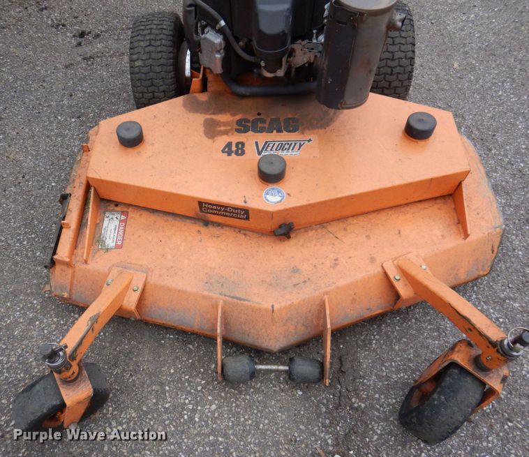 image for item IM9968 2009 Scag SWZ48V -17KAI  lawn mower