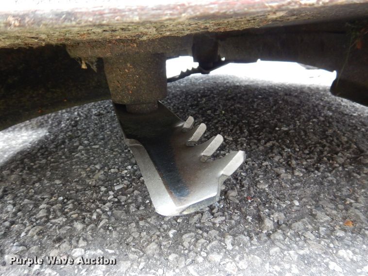 image for item IM9968 2009 Scag SWZ48V -17KAI  lawn mower