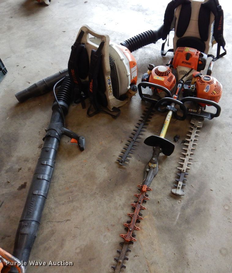 image for item IM9969 Lawn and garden equipment