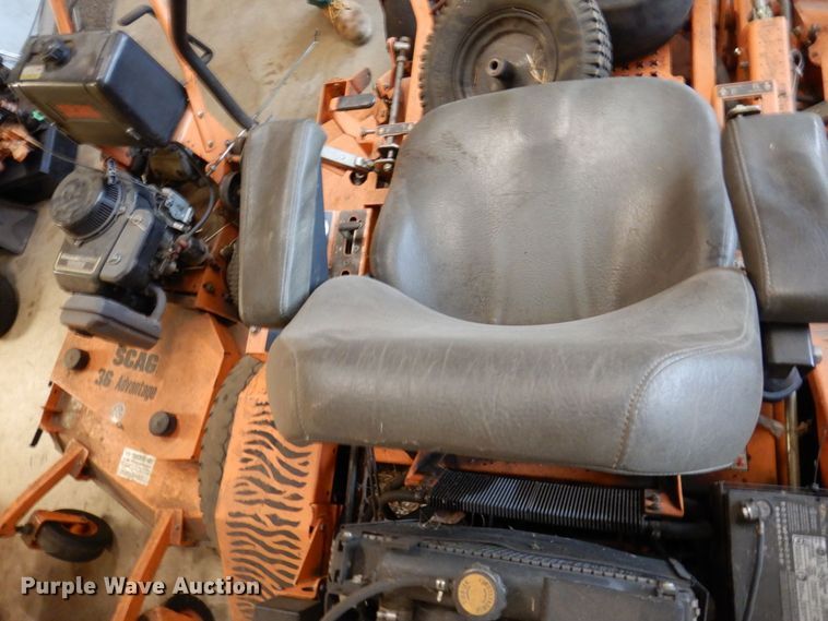 image for item IM9971 (2) Scag ZTR lawn mowers