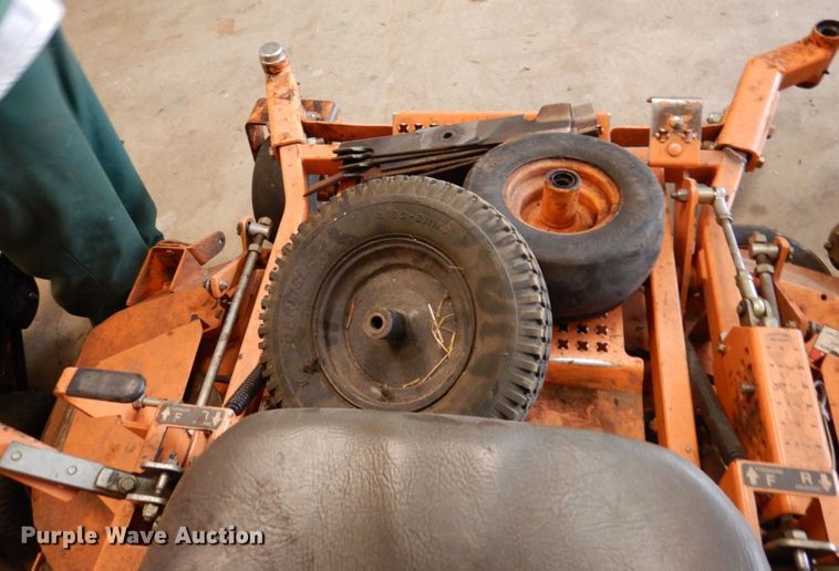 image for item IM9971 (2) Scag ZTR lawn mowers