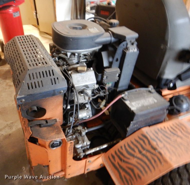 image for item IM9971 (2) Scag ZTR lawn mowers