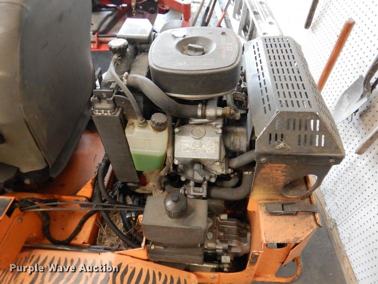 image for item IM9971 (2) Scag ZTR lawn mowers