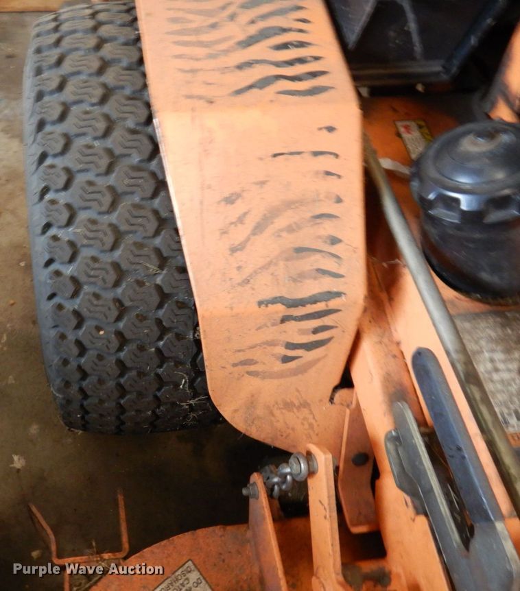 image for item IM9971 (2) Scag ZTR lawn mowers