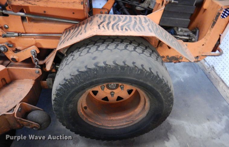 image for item IM9971 (2) Scag ZTR lawn mowers