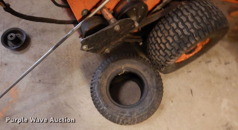 image for item IM9971 (2) Scag ZTR lawn mowers