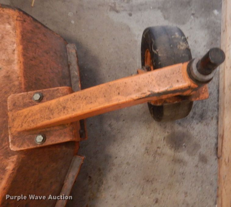 image for item IM9971 (2) Scag ZTR lawn mowers