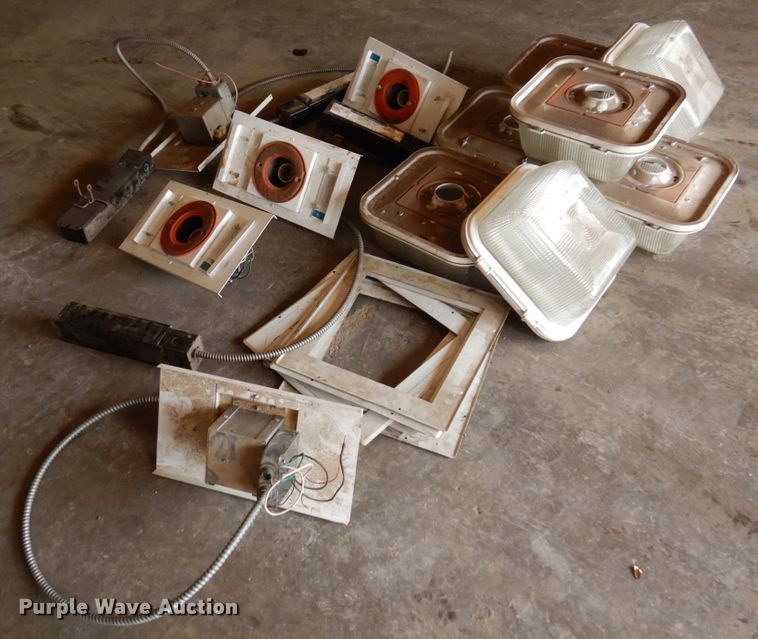 image for item IM9974 (5) light fixtures