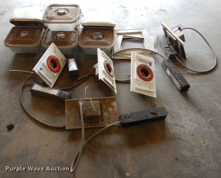 image for item IM9974 (5) light fixtures