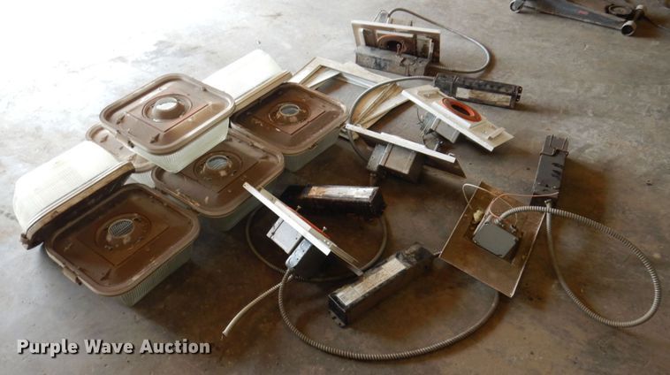 image for item IM9974 (5) light fixtures