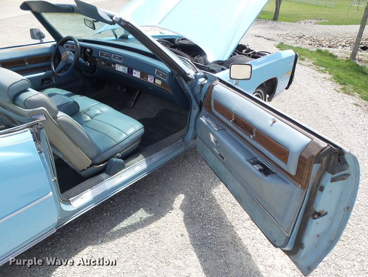 image for item IQ9756 1975 Cadillac Eldorado  convertible