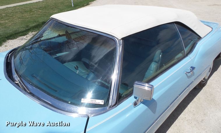 image for item IQ9756 1975 Cadillac Eldorado  convertible