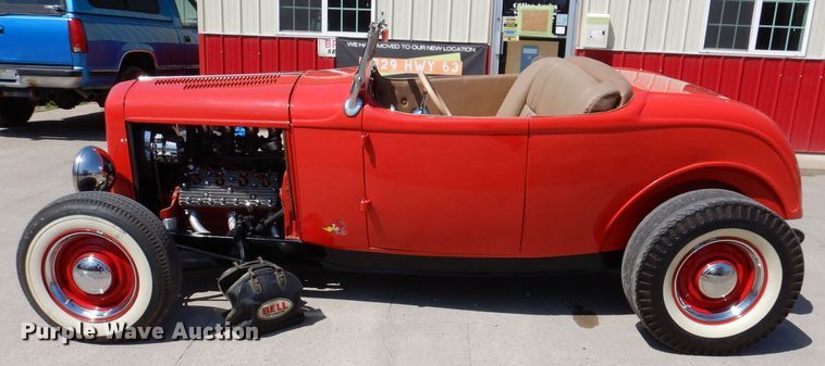 image for item JK9350 1932 Ford Deuce Highboy