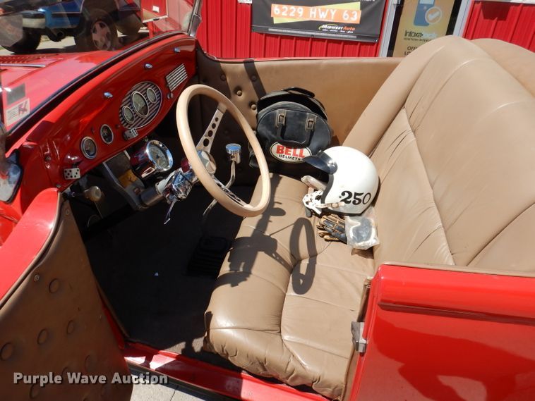 image for item JK9350 1932 Ford Deuce Highboy