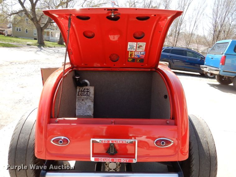 image for item JK9350 1932 Ford Deuce Highboy