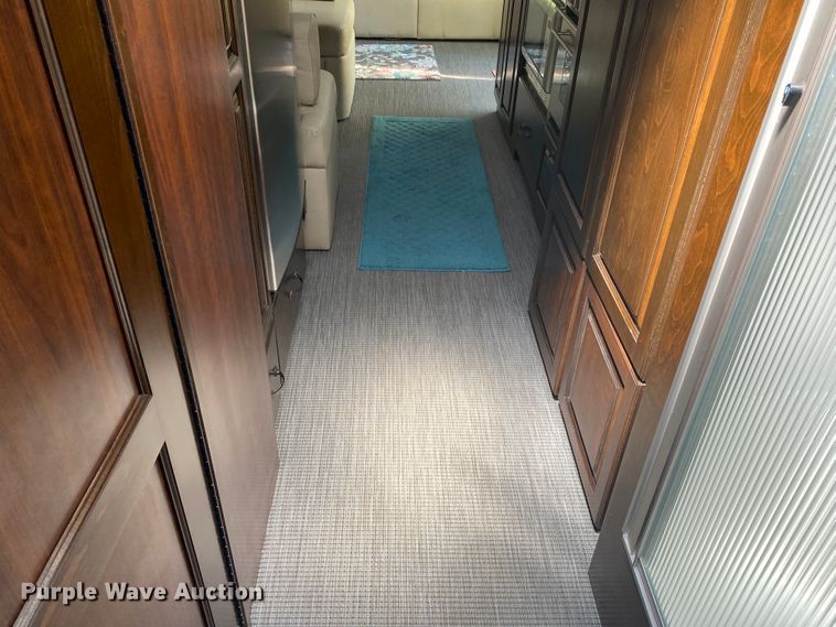 image for item JL9031 2018 Airstream 30RB Classic  camper