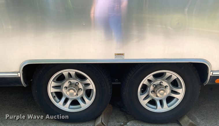 image for item JL9031 2018 Airstream 30RB Classic  camper