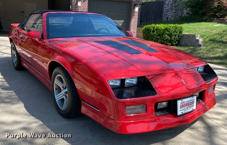 image for item JL9032 1989 Chevrolet Camaro IROC-Z  convertible