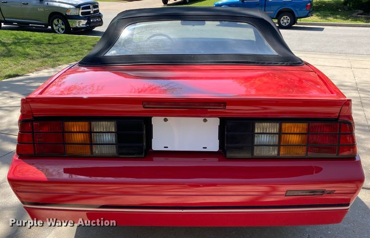 image for item JL9032 1989 Chevrolet Camaro IROC-Z  convertible