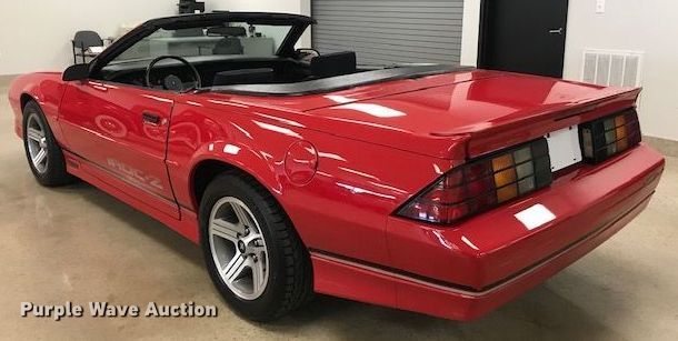 image for item JL9032 1989 Chevrolet Camaro IROC-Z  convertible