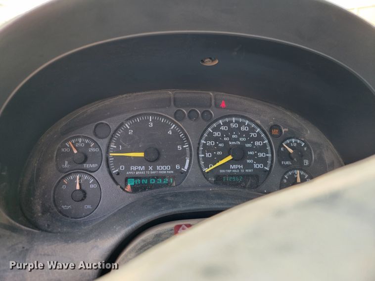 image for item JL9599 2001 Chevrolet S10  pickup truck