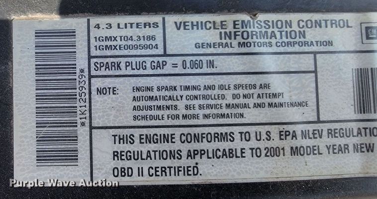 image for item JL9599 2001 Chevrolet S10  pickup truck