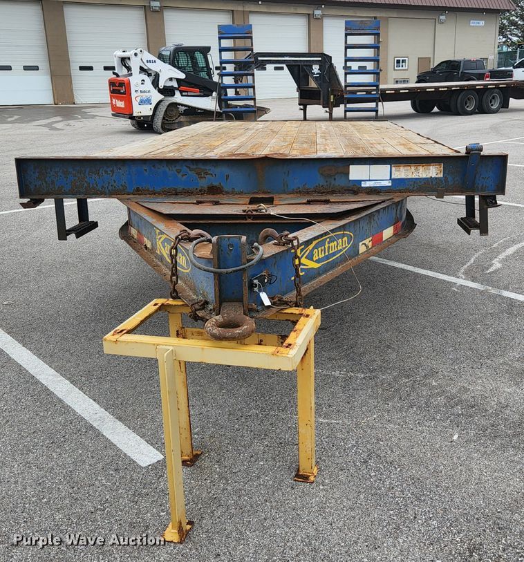 image for item JM9088 2008 Kaufman P  equipment trailer