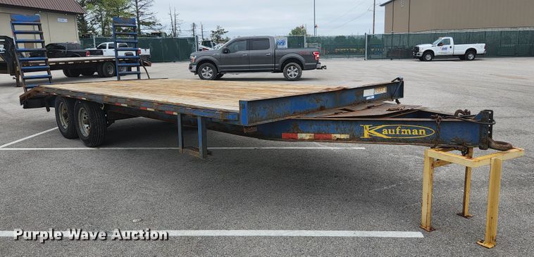 image for item JM9088 2008 Kaufman P  equipment trailer