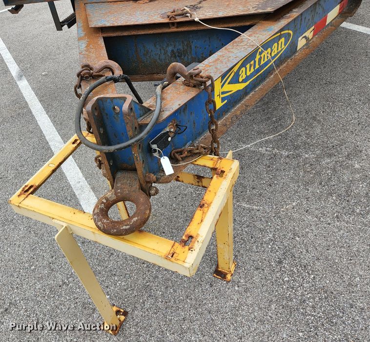 image for item JM9088 2008 Kaufman P  equipment trailer