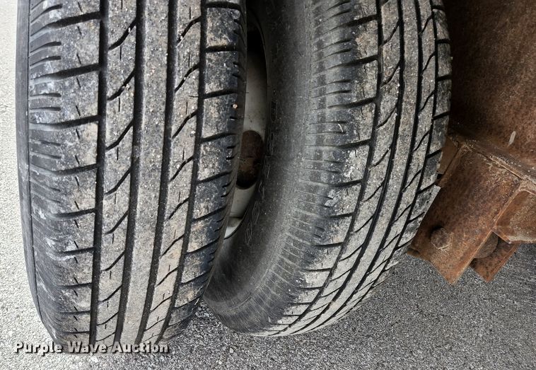 image for item JM9089 2002 PJ Trailers  equipment trailer