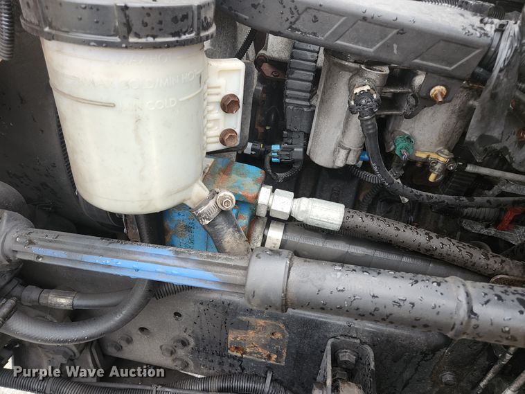 image for item JM9090 2013 International DuraStar 4300  truck cab and chassis