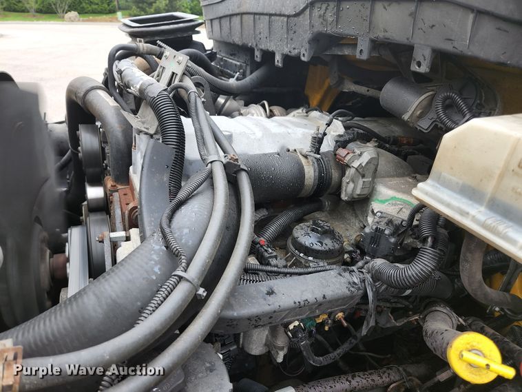 image for item JM9090 2013 International DuraStar 4300  truck cab and chassis