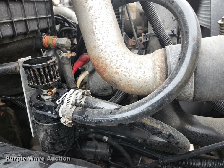 image for item JM9090 2013 International DuraStar 4300  truck cab and chassis