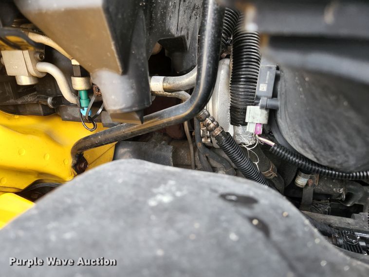 image for item JM9090 2013 International DuraStar 4300  truck cab and chassis