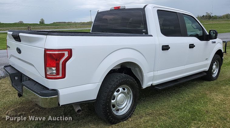 image for item JM9127 2017 Ford F150 XL  SuperCrew pickup truck