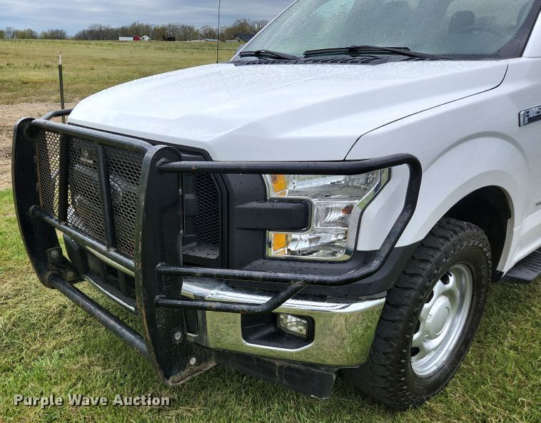 image for item JM9127 2017 Ford F150 XL  SuperCrew pickup truck