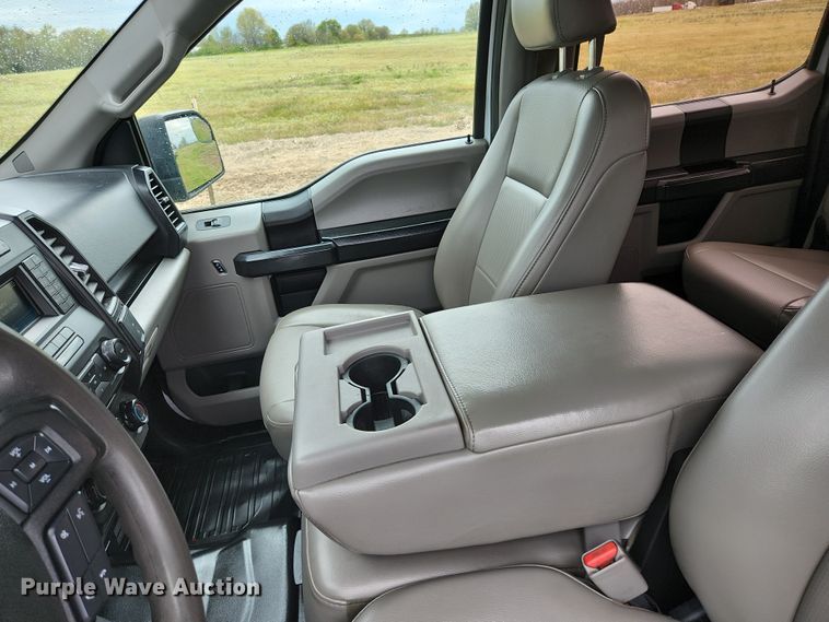 image for item JM9127 2017 Ford F150 XL  SuperCrew pickup truck