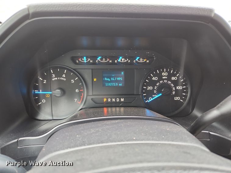 image for item JM9127 2017 Ford F150 XL  SuperCrew pickup truck