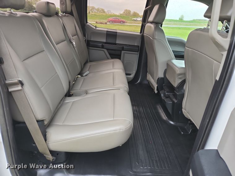 image for item JM9127 2017 Ford F150 XL  SuperCrew pickup truck