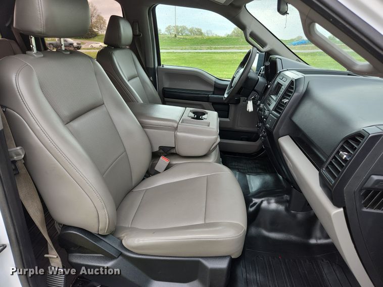 image for item JM9127 2017 Ford F150 XL  SuperCrew pickup truck