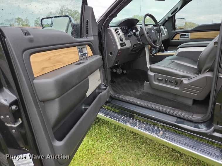 image for item JM9128 2011 Ford F150  SuperCrew pickup truck