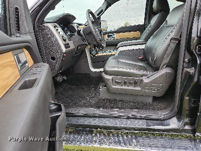 image for item JM9128 2011 Ford F150  SuperCrew pickup truck