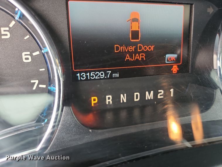 image for item JM9128 2011 Ford F150  SuperCrew pickup truck