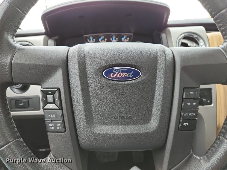 image for item JM9128 2011 Ford F150  SuperCrew pickup truck