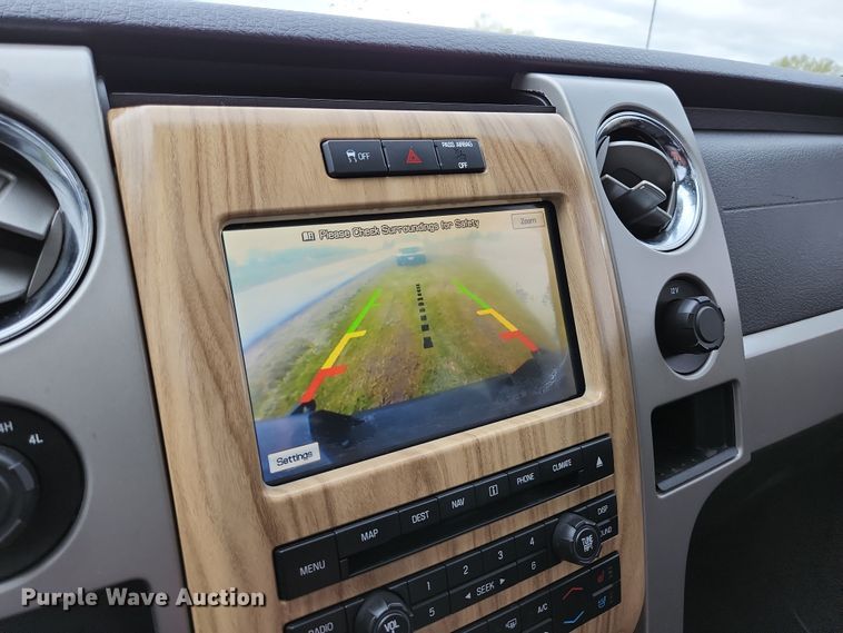 image for item JM9128 2011 Ford F150  SuperCrew pickup truck