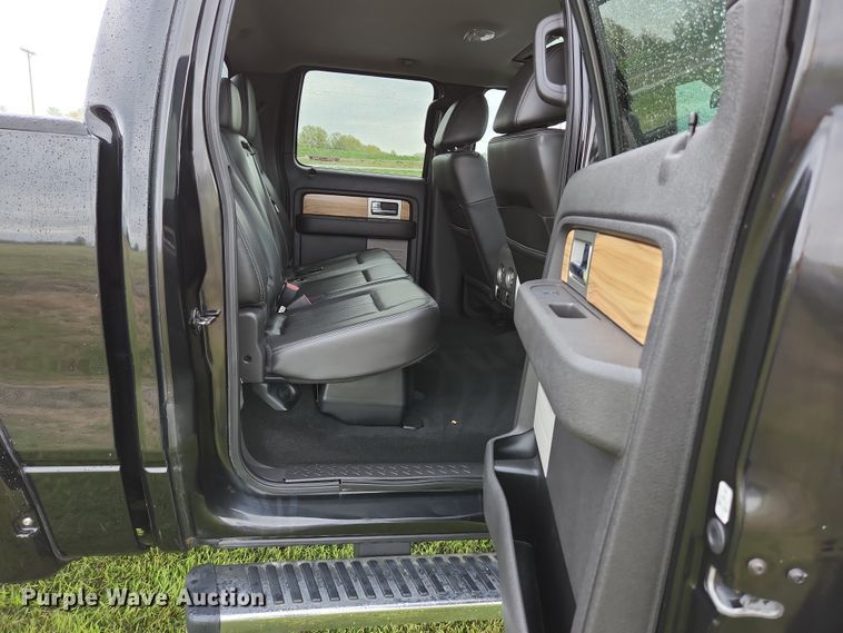 image for item JM9128 2011 Ford F150  SuperCrew pickup truck