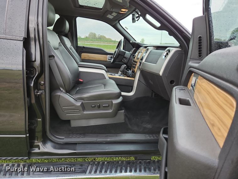 image for item JM9128 2011 Ford F150  SuperCrew pickup truck