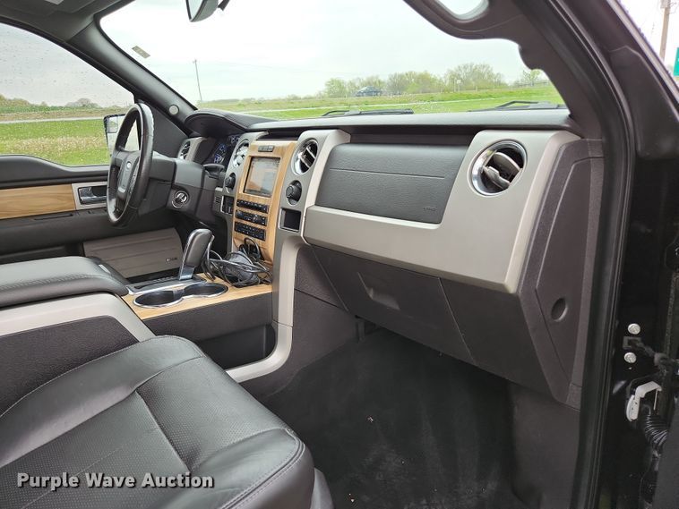 image for item JM9128 2011 Ford F150  SuperCrew pickup truck